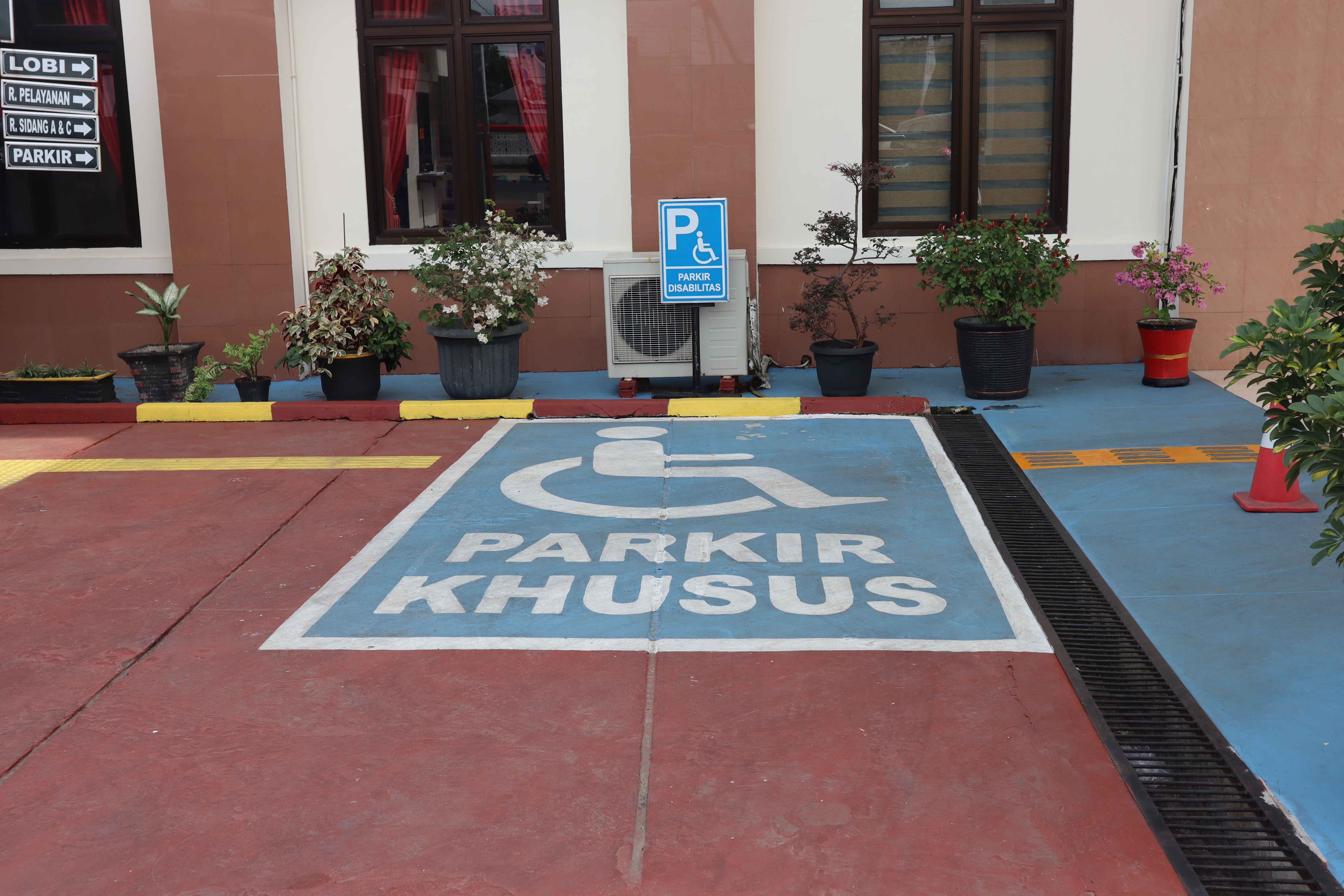 Parkir Khusus Disabilitas