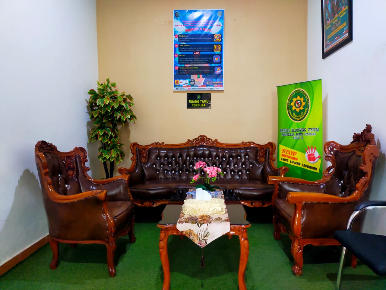Ruang Tamu Terbuka