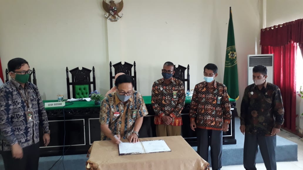 8b9fe124 c410 4a43 8803 9464870db652