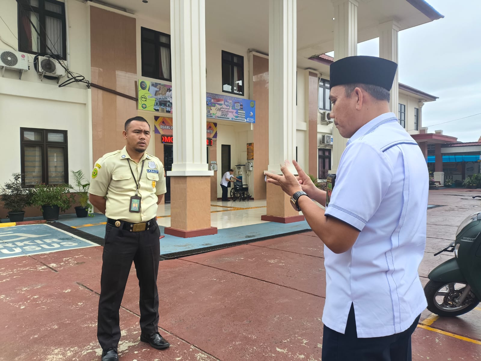 WhatsApp Image 2025 12 15 at 08.27.29