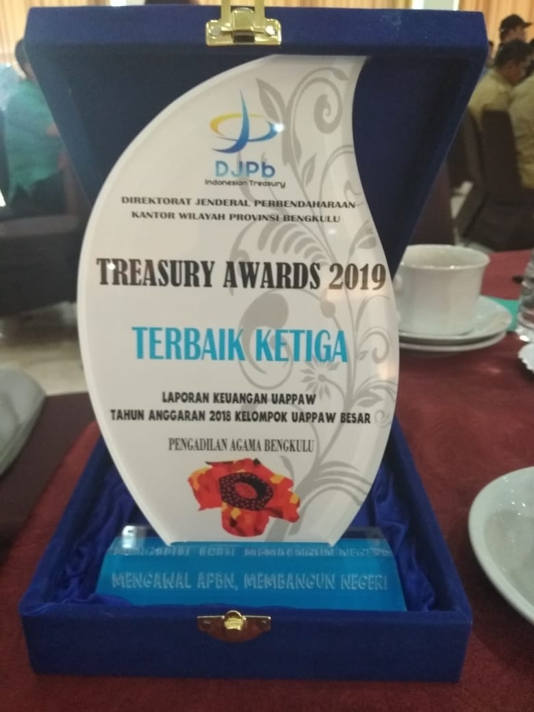 c483f1b2 8503 4905 b7af 8d16c86fe466 1